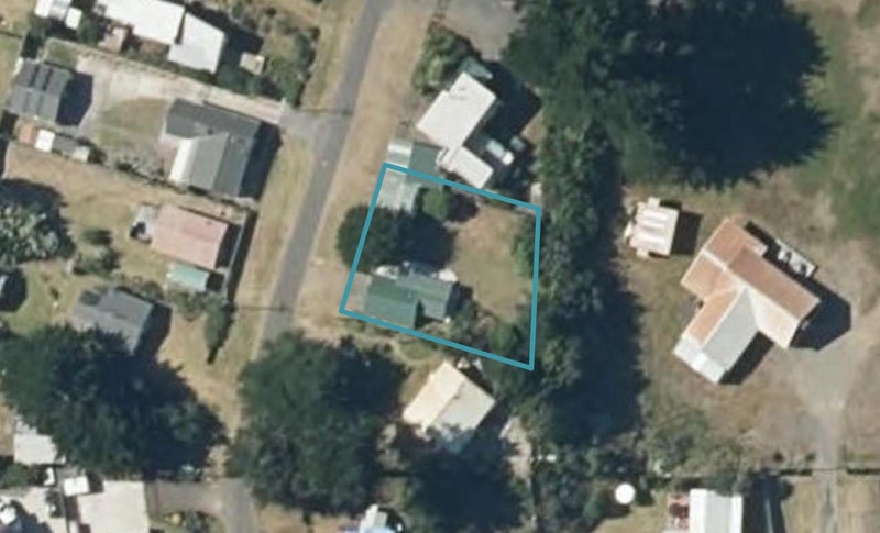 5 Dustin Street, Foxton Beach, Foxton - Carousel 1