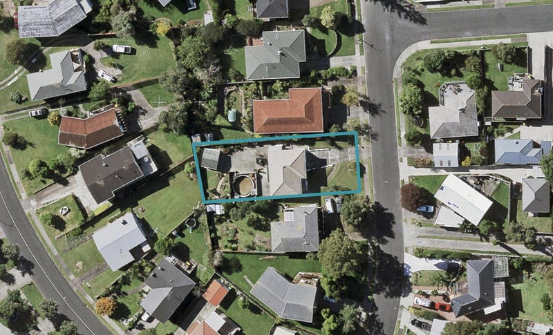 31 Alton Terrace, Pakuranga Heights, Auckland - Carousel 1