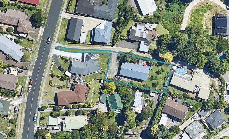122 Ridge Street, Otumoetai, Tauranga - Carousel 1