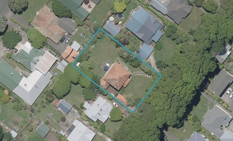 6 Selwyn Crescent, College Estate, Whanganui - Carousel 1