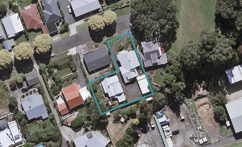 130/1 Pendarves Street, NEW PLYMOUTH, New Plymouth - Carousel 1