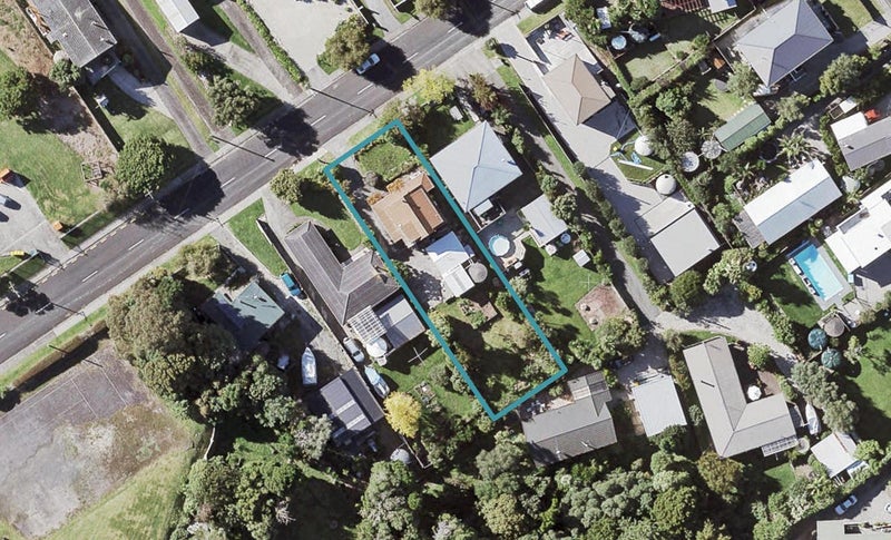 7 Te Pene Road, Maraetai, Auckland - Carousel 1