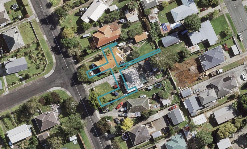 2/30 Bowater Place, Manurewa, Auckland - Carousel 1