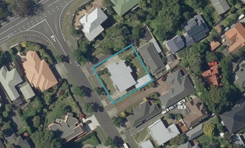 5 Phoenix Avenue, Hokowhitu, Palmerston North - Carousel 1