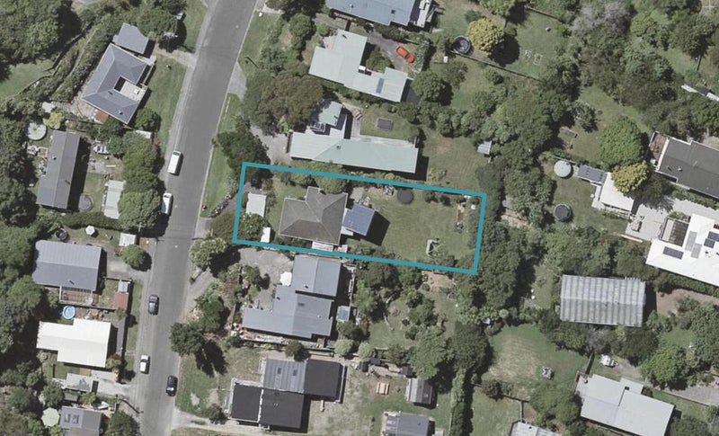 74 Renown Road, Raumati South, Paraparaumu - Carousel 1