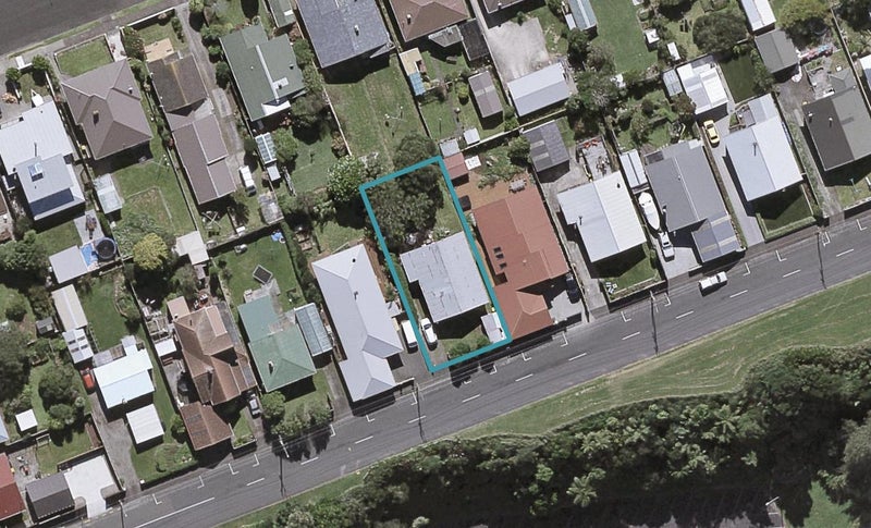 51 Clemow Road, Fitzroy, New Plymouth - Carousel 1