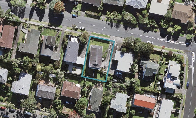 32 Chelsea View Drive, Chatswood, Auckland - Carousel 1