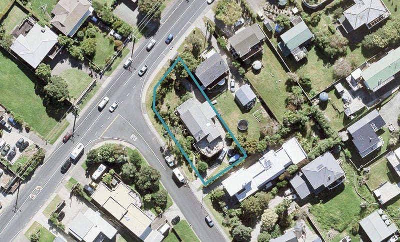 2 Capitol Road, Tindalls Beach, Whangaparaoa - Carousel 1
