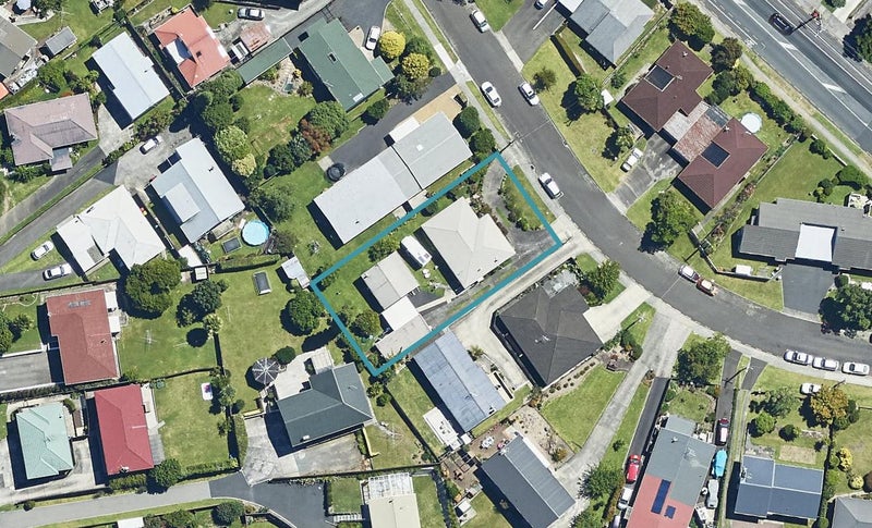 18 Jefferson Place, Brookfield, Tauranga - Carousel 1
