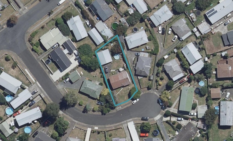 5 Bradley Place, Nawton, Hamilton - Carousel 1