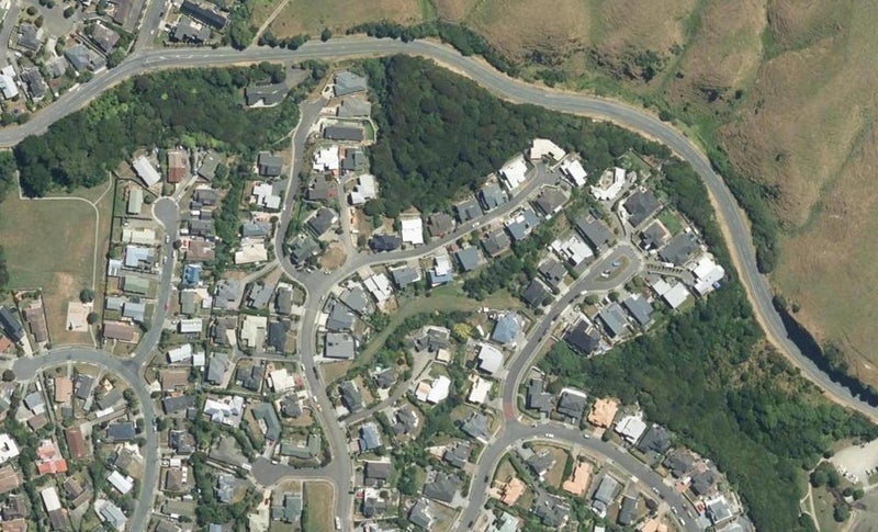46 Saint Ives Drive, Camborne, Porirua - Carousel 1
