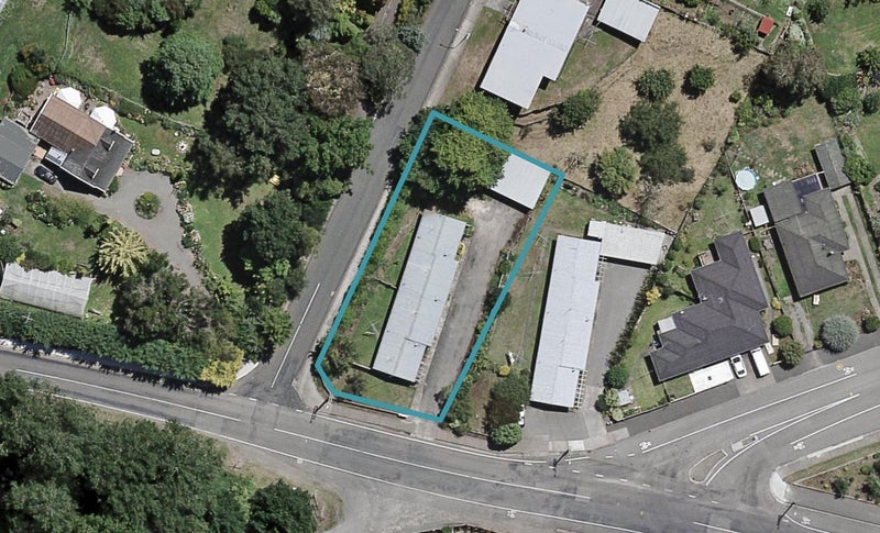 4/2 Ruataniwha Street, Waipawa, Waipawa - Carousel 1