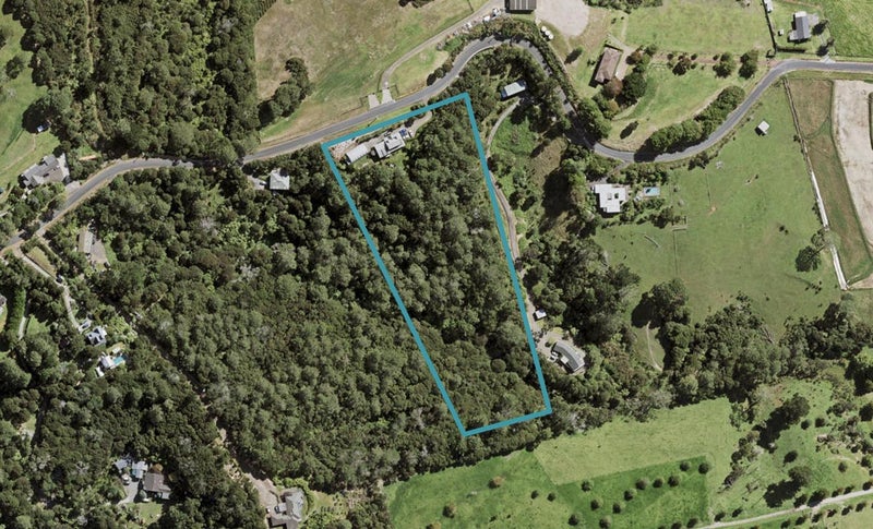 20 Crows Road, Swanson, Auckland - Carousel 1