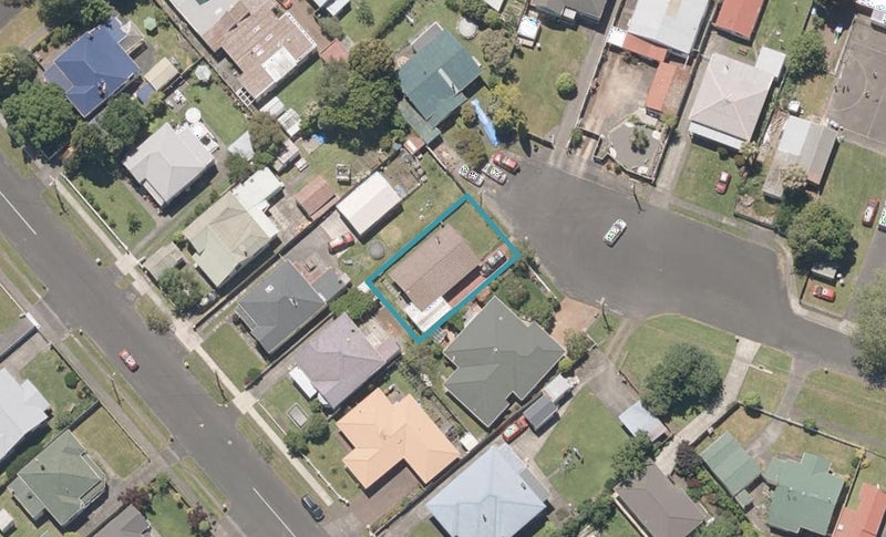 6 Kepa Street, Whanganui East, Whanganui - Carousel 1