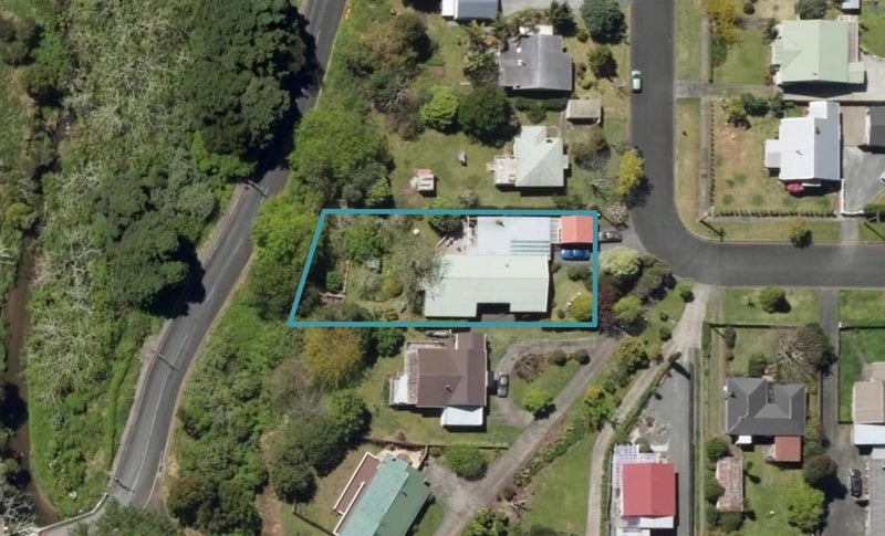 1 Arthur Street, Kensington, Whangarei - Carousel 1
