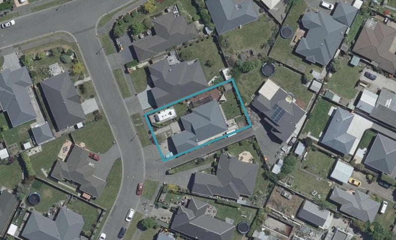 5 Greenmeadow Gardens, Belfast, Christchurch - Carousel 1