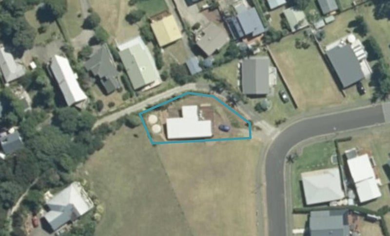 22 Dolphin Drive, Whiritoa, Waihi - Carousel 1