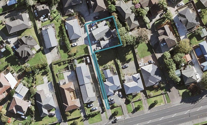 14 Maioro Street, New Windsor, Auckland - Carousel 1