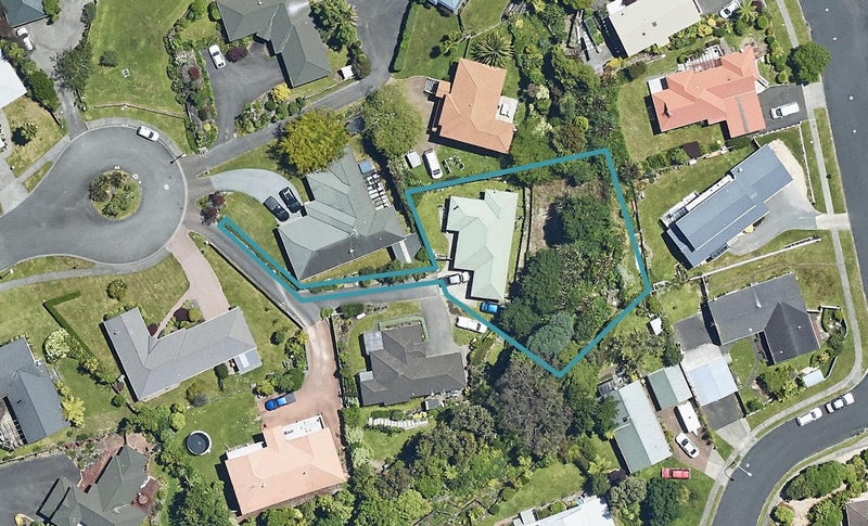 43 Capricorn Place, Kawaha Point, Rotorua - Carousel 1