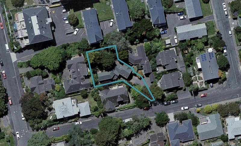 3 Colville Street, Newtown, Wellington - Carousel 1