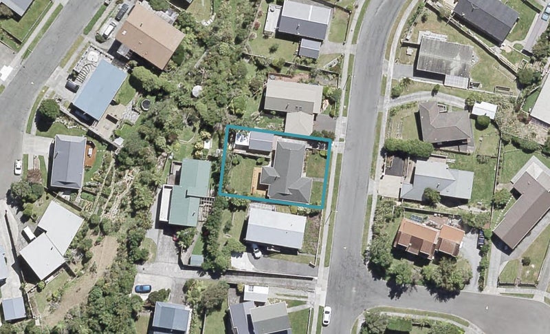38 Outram Grove, Kelson, Lower Hutt - Carousel 1