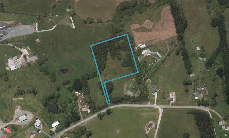 69 Marshall Road, Kaiwaka - Carousel 1