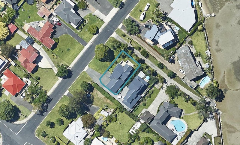 12A Grace Road, Tauranga South, Tauranga - Carousel 1