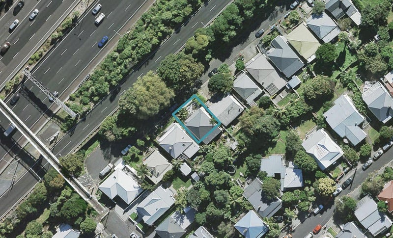 16 Takau Street, Eden Terrace, Auckland - Carousel 1