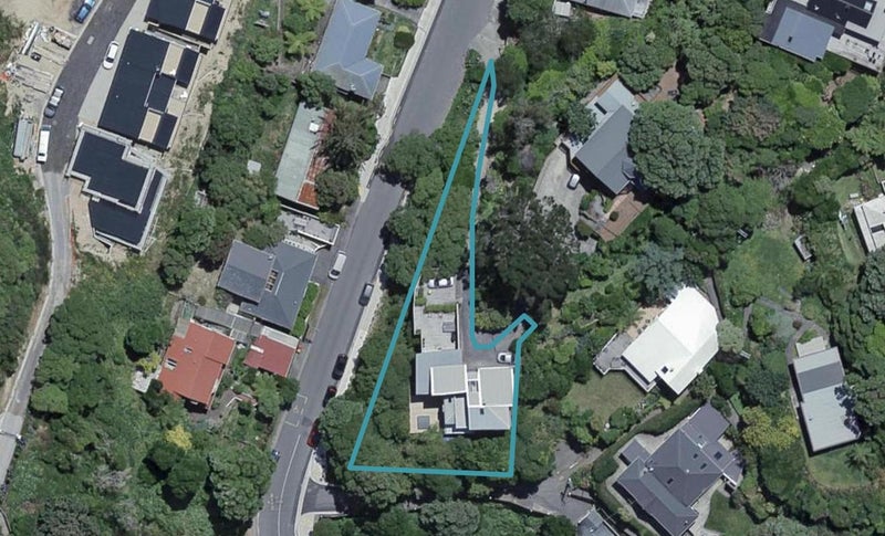 16 Rangiora Avenue, Kaiwharawhara, Wellington - Carousel 1
