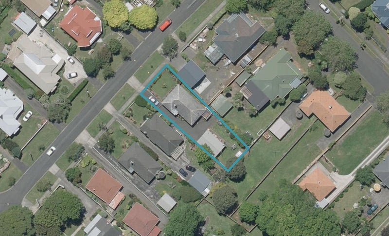 1 Rawhiti Place, Saint Johns Hill, Whanganui - Carousel 1