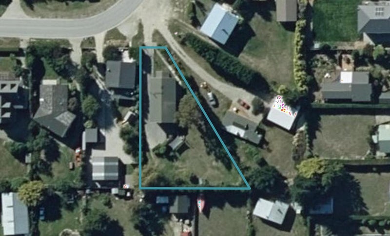 69 Parry Crescent, Wanaka - Carousel 1