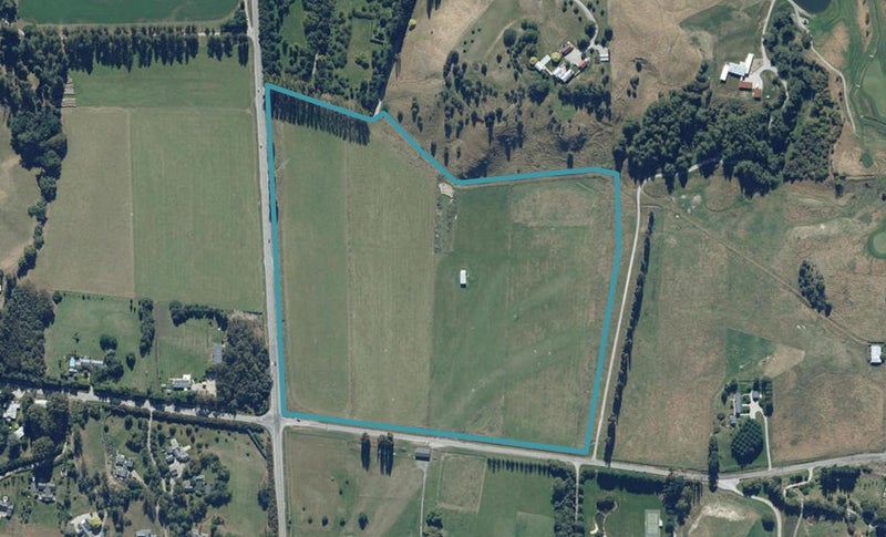37 Hogans Gully Road, Queenstown - Carousel 1