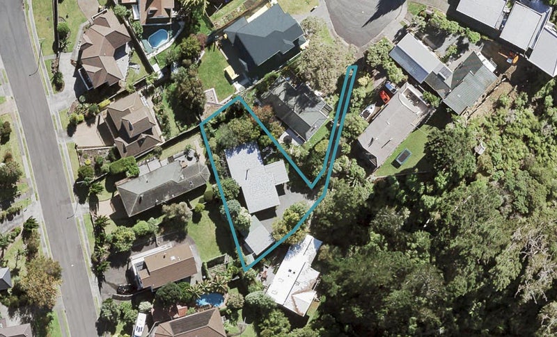 7 Gothic Place, Lynfield, Auckland - Carousel 1