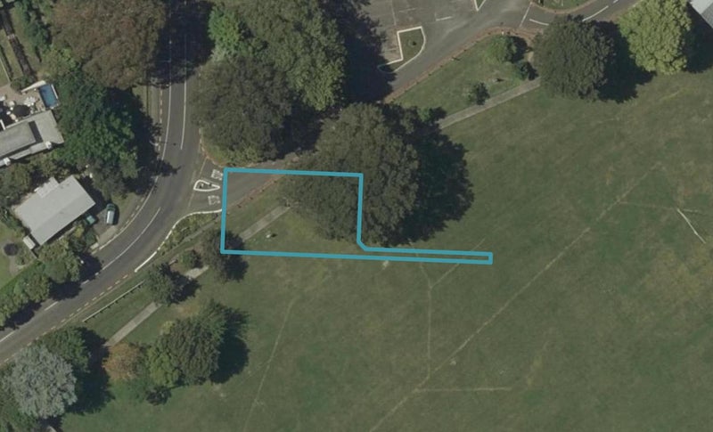 42 Memorial Drive, Hokowhitu, Palmerston North - Carousel 1
