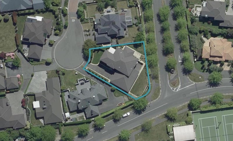 2 Royal Court, Northwood, Christchurch - Carousel 1