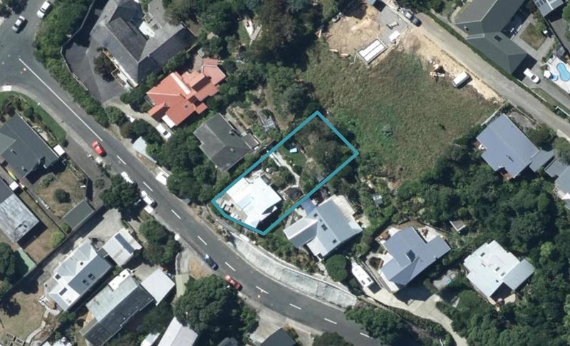 160 Motuhara Road, Plimmerton, Porirua - Carousel 1