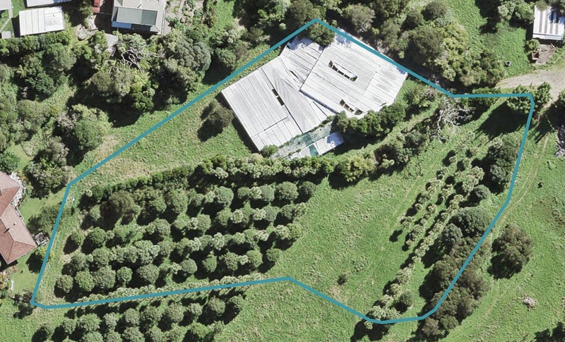 74A Parker Road, Oratia, Auckland - Carousel 1