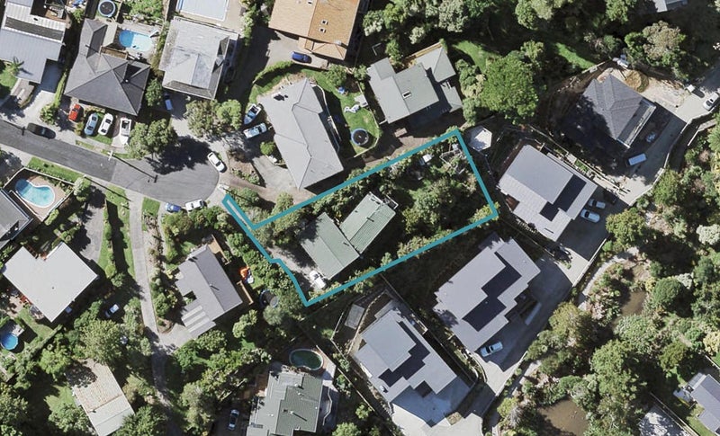 17 Gibson Place, Mellons Bay, Auckland - Carousel 1