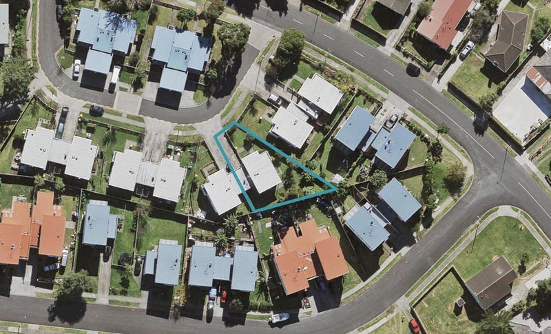 17 Fono Crescent, Mangere, Auckland - Carousel 1