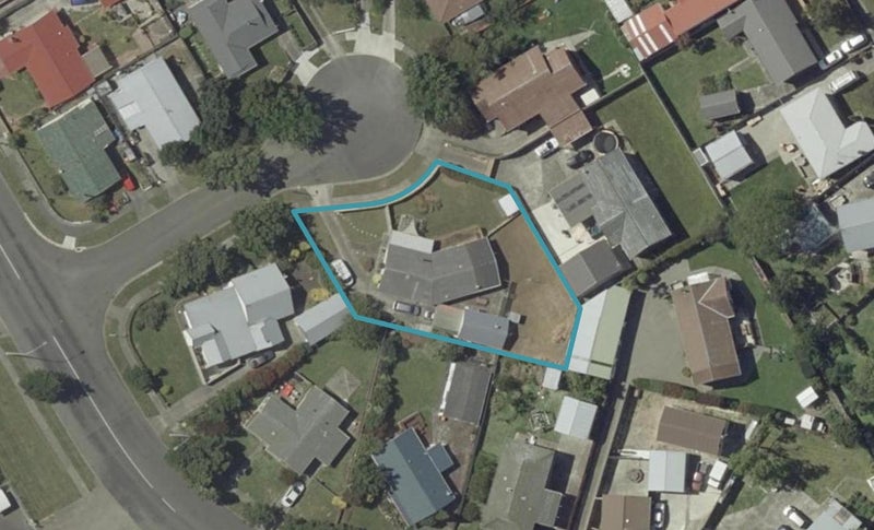 9 Bryce Place, Kelvin Grove, Palmerston North - Carousel 1
