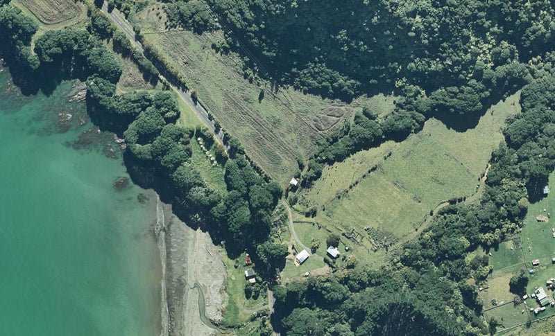 5924 State Highway 35, Te Kaha, Opotiki - Carousel 1