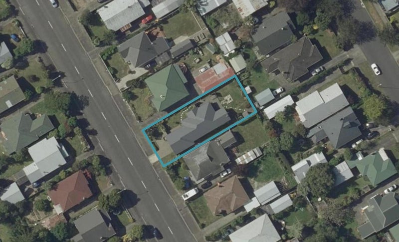 33 Lyndhurst Street, Takaro, Palmerston North - Carousel 1