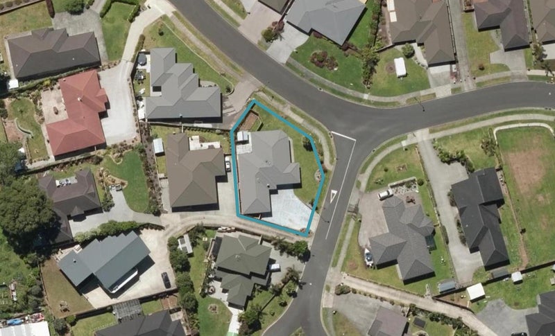 2 Mcainch Place, Kamo, Whangarei - Carousel 1