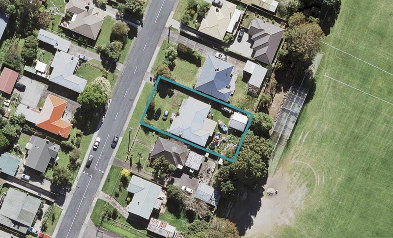 21 Vanguard Road, Kelston, Auckland - Carousel 1