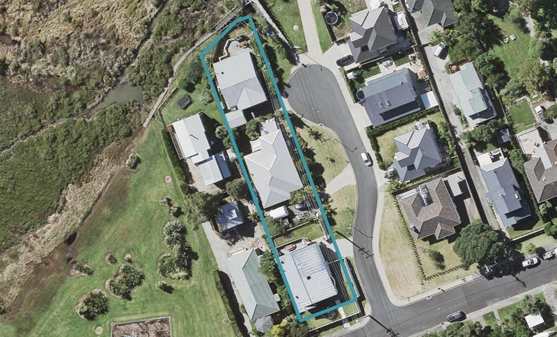 2/2 Merwood Lane, Devonport, Auckland - Carousel 1