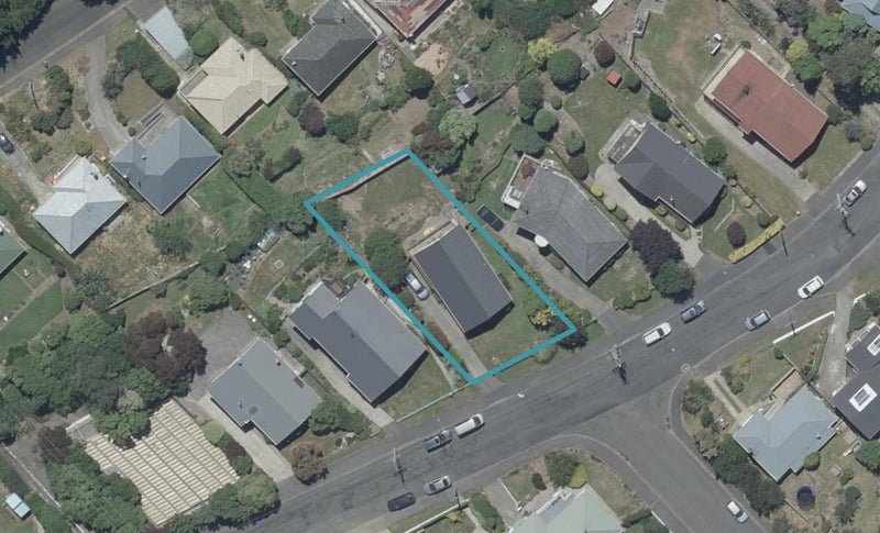 63 Campbells Road, Pine Hill, Dunedin - Carousel 1