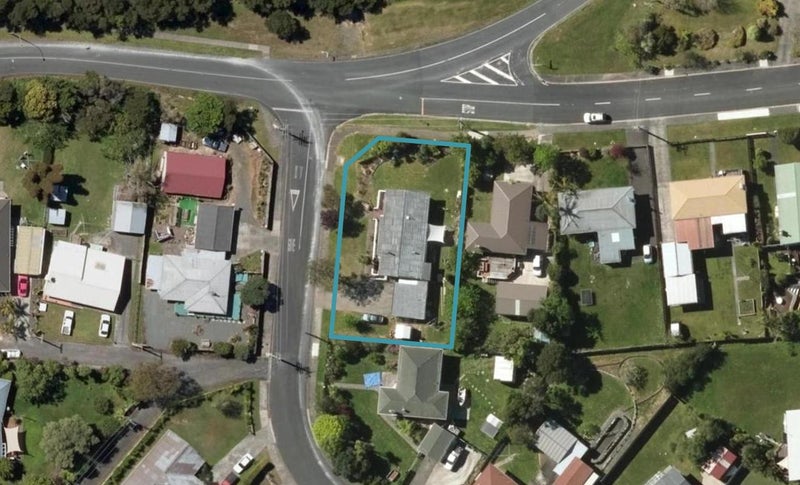 1 Kohe Street, Parahaki, Whangarei - Carousel 1