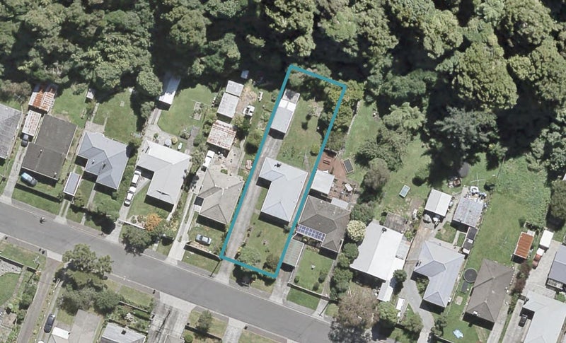 29 Gillespies Road, Birchville, Upper Hutt - Carousel 1