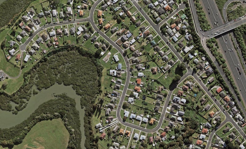 50 Firth Crescent, Otara, Auckland - Carousel 1