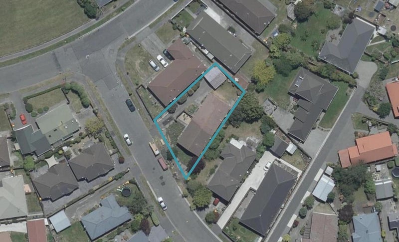 2/28 Ingrid Street, Parklands, Christchurch - Carousel 1